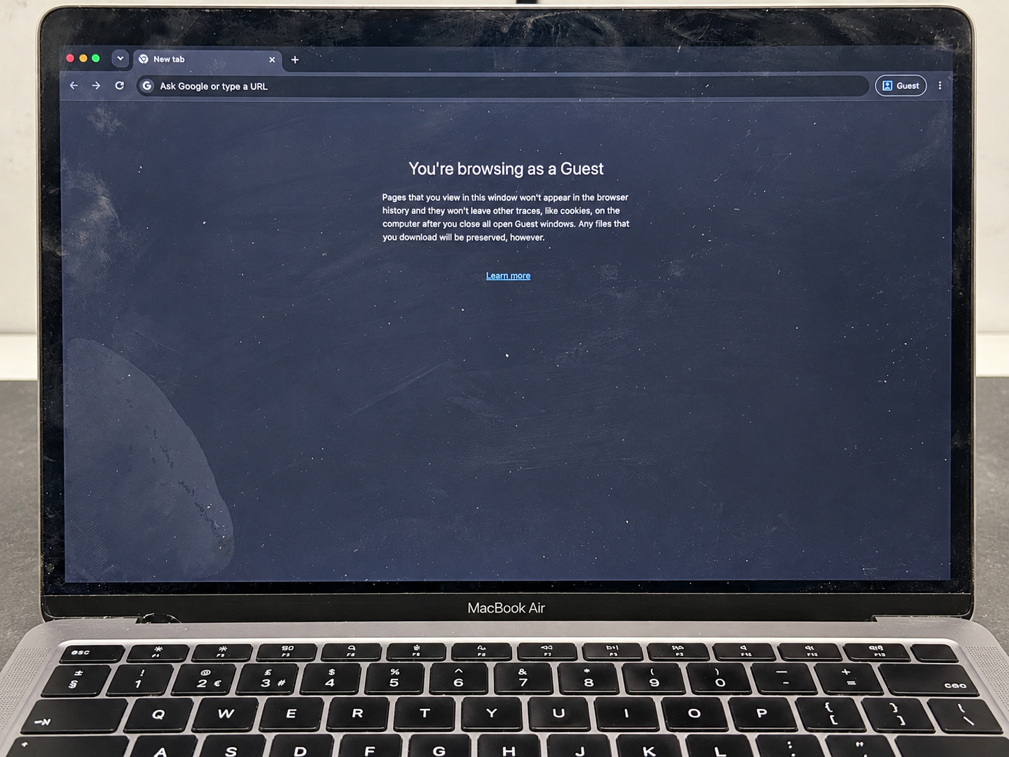MacBook Air A2337 running again after liquid-damage cleaning and trackpad replacement
